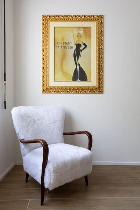 -art Gallery- Luxury Boutique In Center Of Appartamento Côme